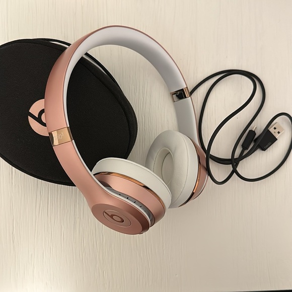 Beats by Dre Headphones Beats By Dr Dre Solo3 Wireless Onear